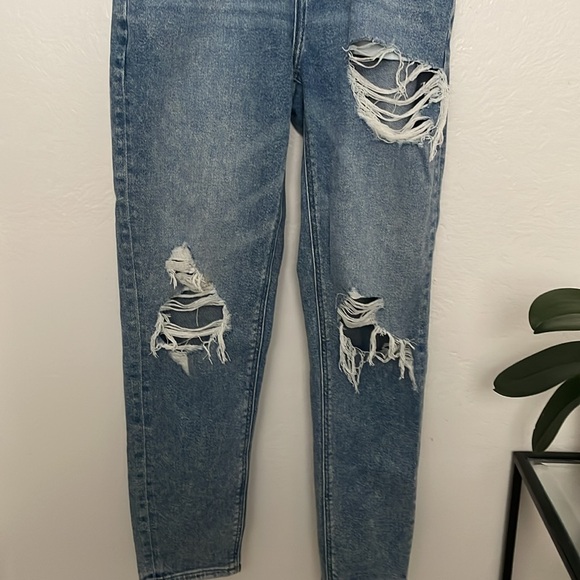 American Eagle Curvy Mom Jeans Size 00 - Picture 4 of 6